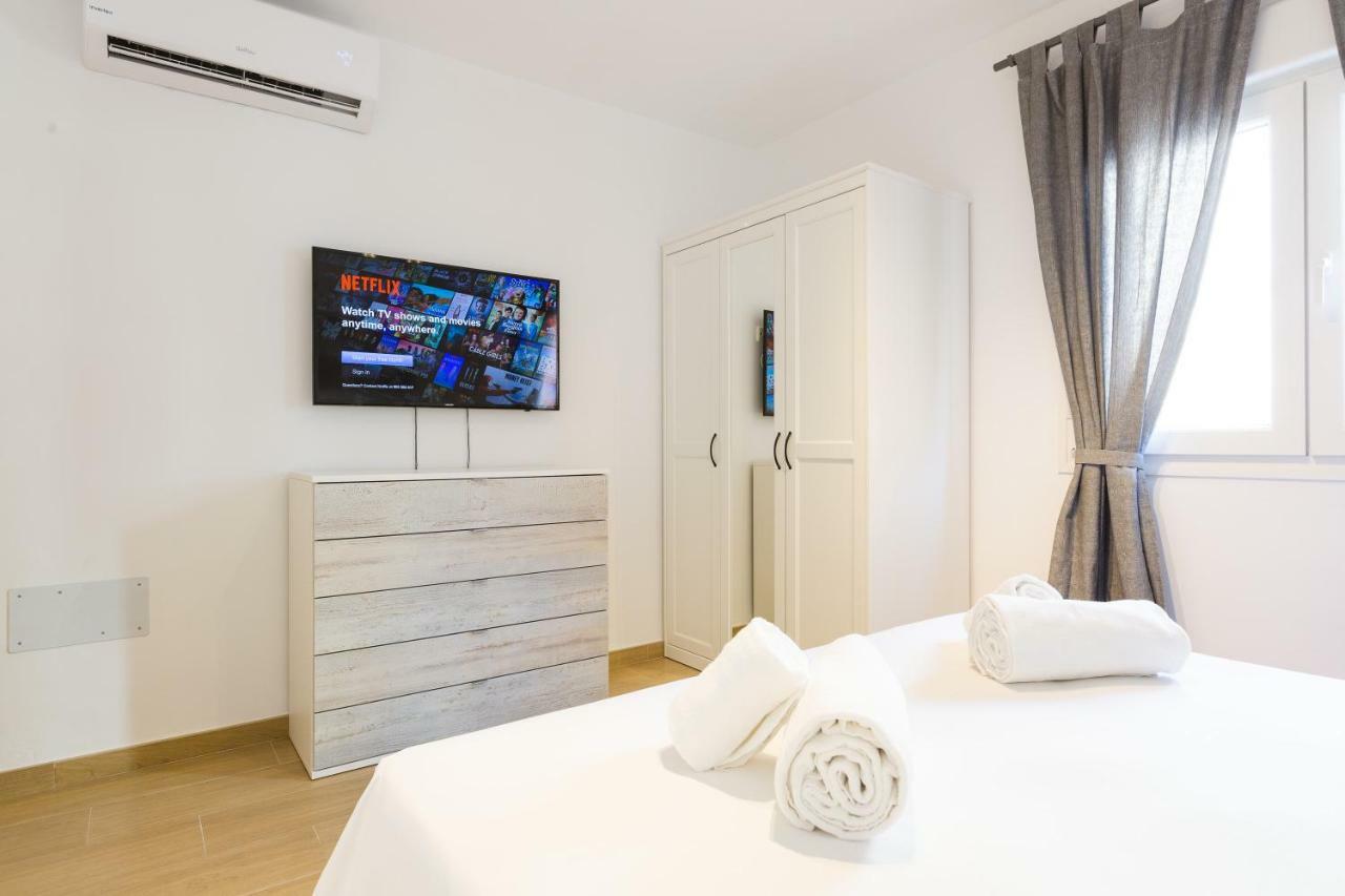 Picasso Daisy Apartman Fuengirola Kültér fotó
